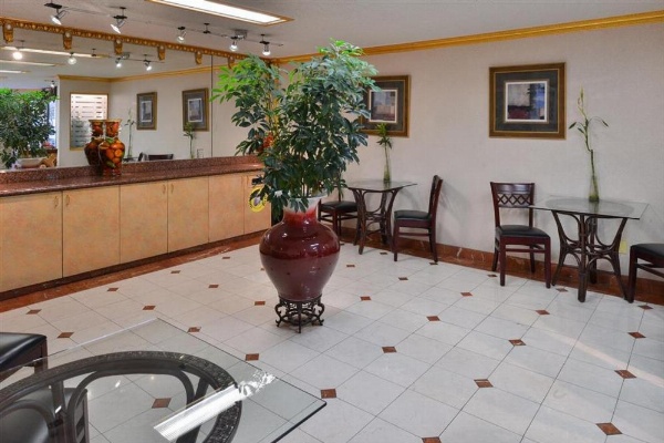 Americas Best Value Inn & Suites - Fontana image 19