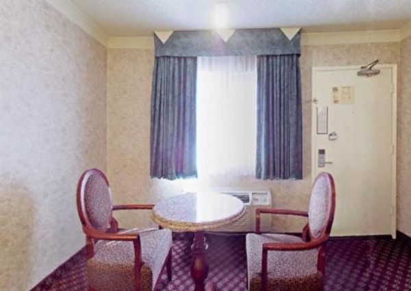 Americas Best Value Inn & Suites - Fontana image 24