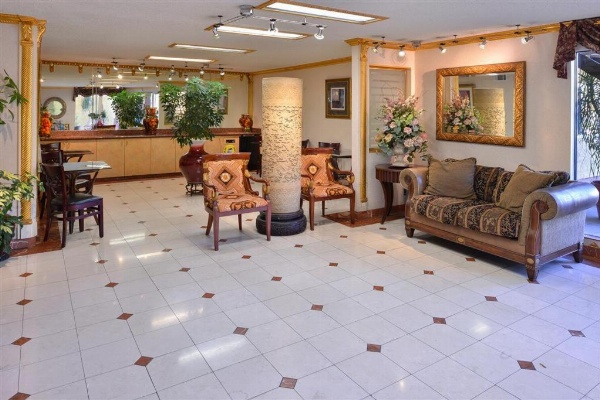 Americas Best Value Inn & Suites - Fontana image 4
